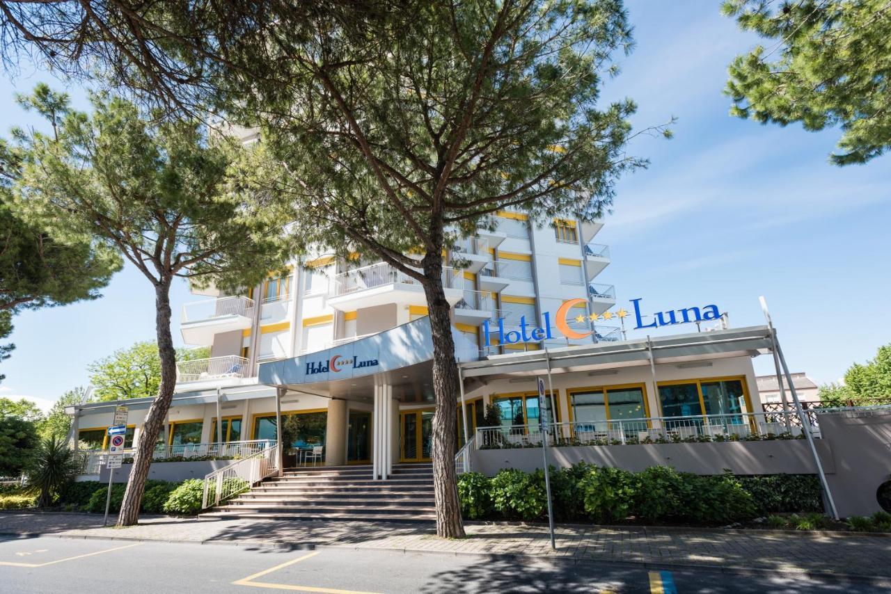 Hotel Luna Бібіоне Екстер'єр фото